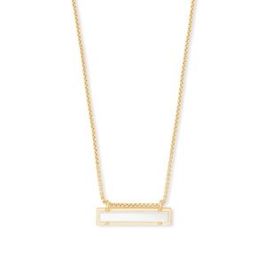 KENDRA SCOTT Leanor Gold Pendant in Ivory Pearl